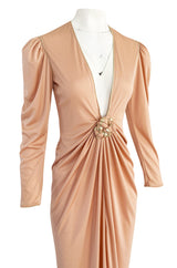 1981 Bill Tice Peach Nylon Jersey Long Sleeve Deep Plunge Dress w Gold Lame Flower & Trim
