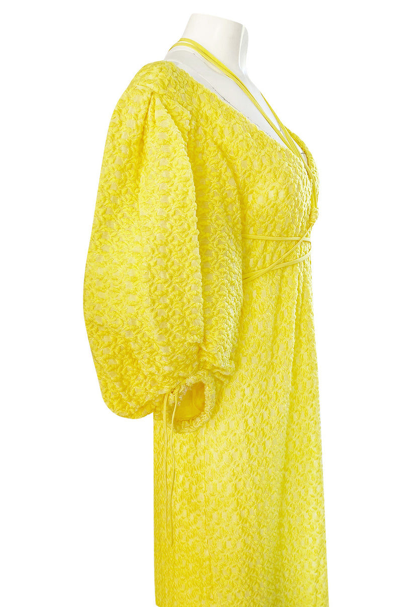 Fall 2016 Rosie Assoulin 'Holster' Bubble Sleeve Yellow Puff Fabric Tie Dress