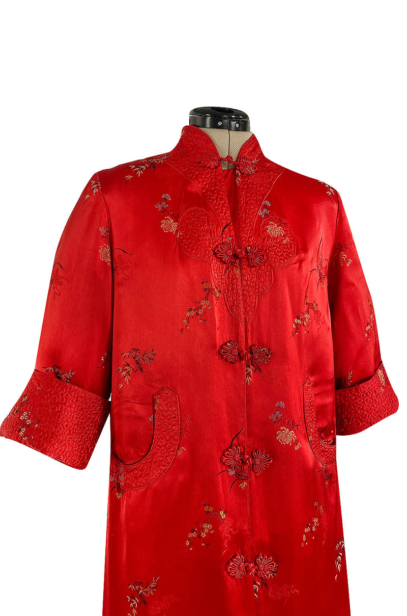 Gorgeous 1950s Red Silk Embroidered Asian Evening Coat w Top Stitched Cuffs & Collar