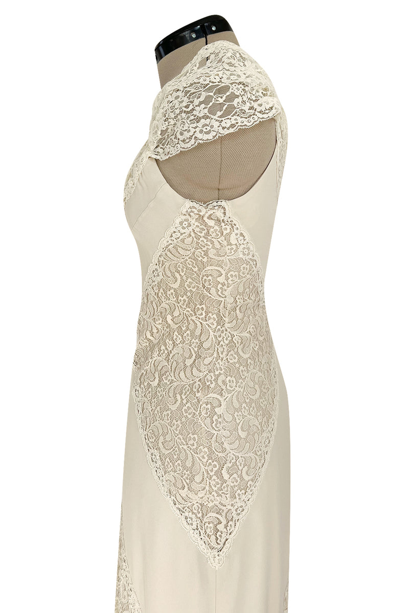 Romantic 2007 Valentino Ivory Silk Chiffon & Lace One Shoulder Bias Cut Dress