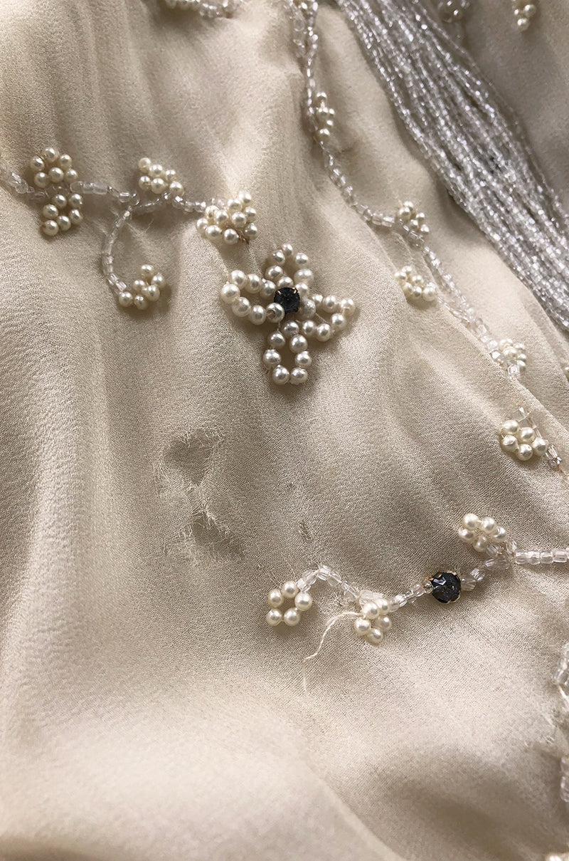 1920s Gold Ivory Silk Velvet & Silk Chiffon Pearl Flower Beaded Dress Shrimpton Couture 1920s Gold Ivory Silk Velvet & Silk Chiffon Pearl Flower Beaded Dress Shrimpton Couture
