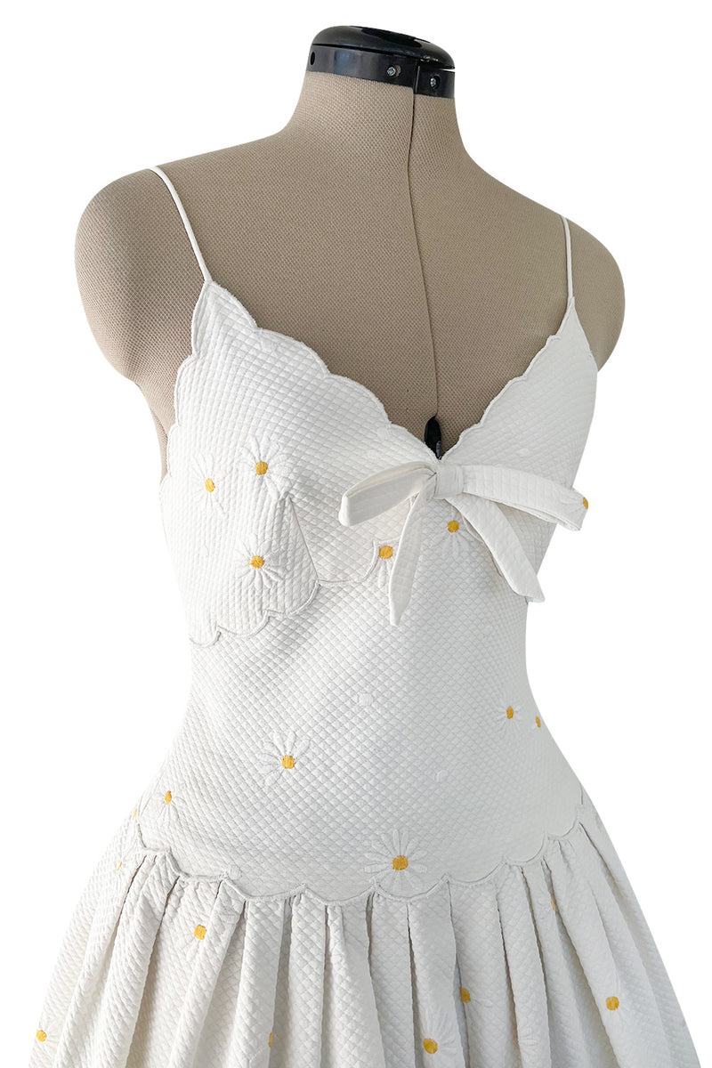 Prettiest 1960s Nina Ricci White Cotton Waffle Weave Pique Dress w Embroidered Daisies