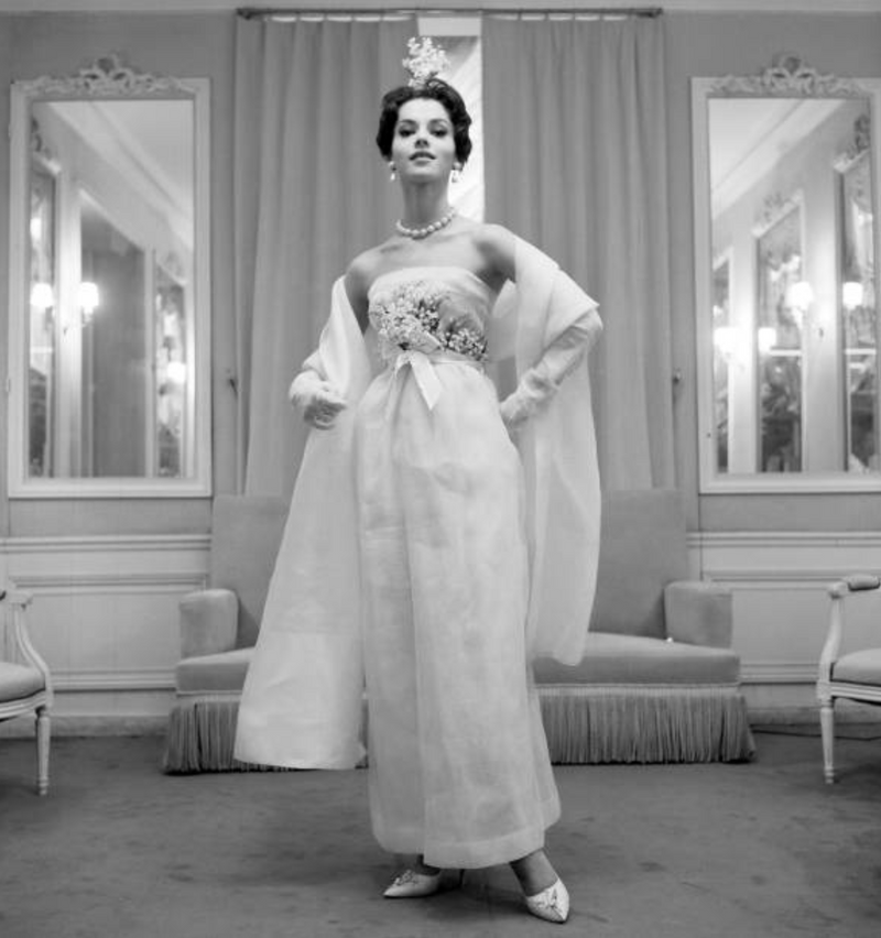 Mid 1950s to Early 1960s Christian Dior Demi-Couture Ivory Silk Strapl Shrimpton Couture Mid 1950s to Early 1960s Christian Dior Demi-Couture Ivory Silk Strapl Shrimpton Couture
