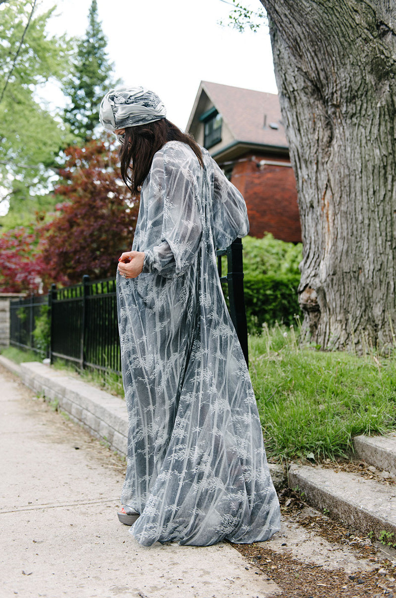 1970s Grey Print Chiffon Yuki Caftan Jersey Dress & Turban