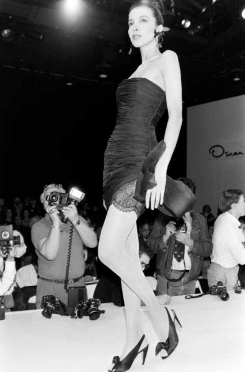 Fall 1988 Oscar de la Renta Miss O Gathered Dress w Incredible Back Button Finish