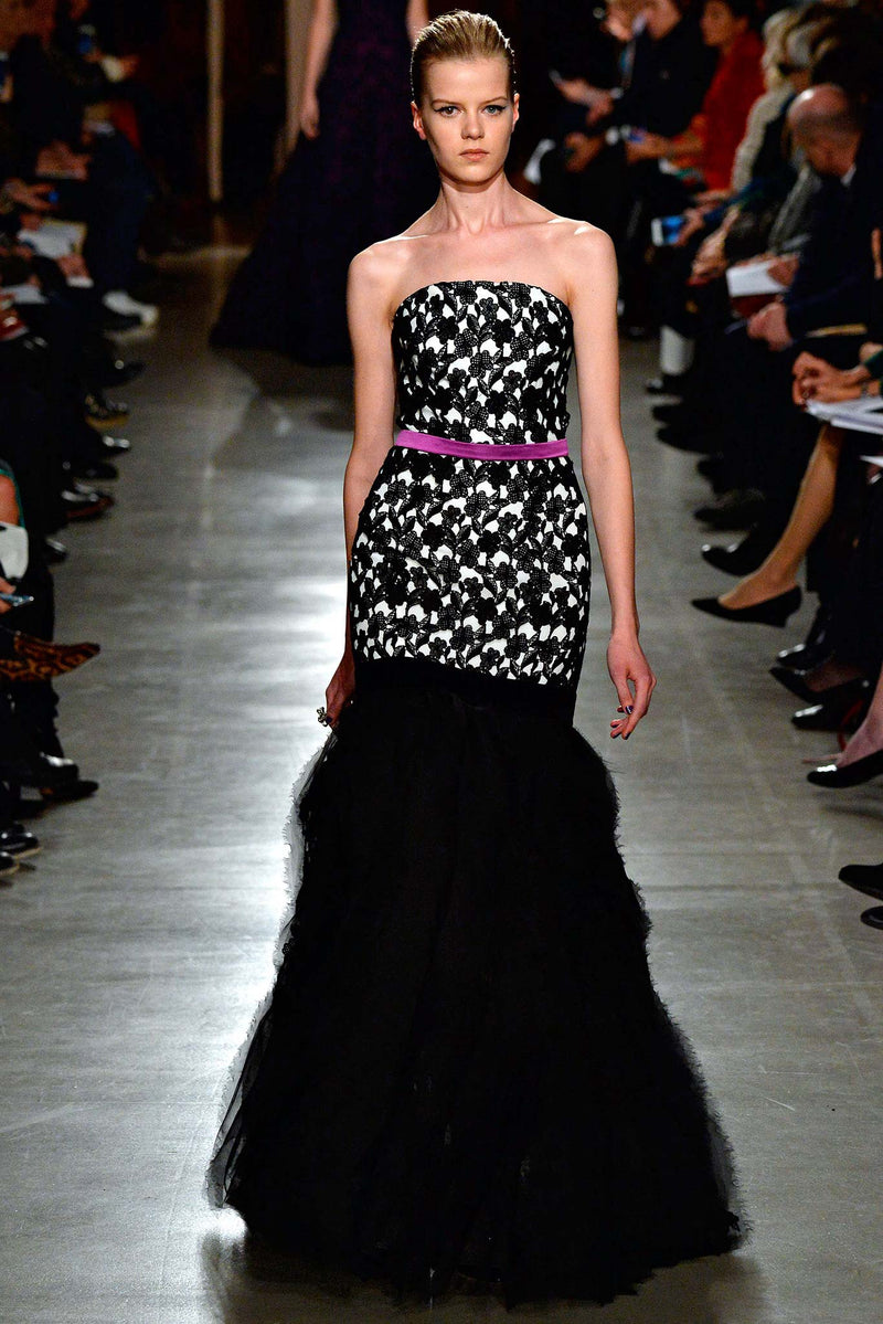 Fabulous Fall 2015 Oscar de la Renta Runway Look 51 Black & White Strapless Dress