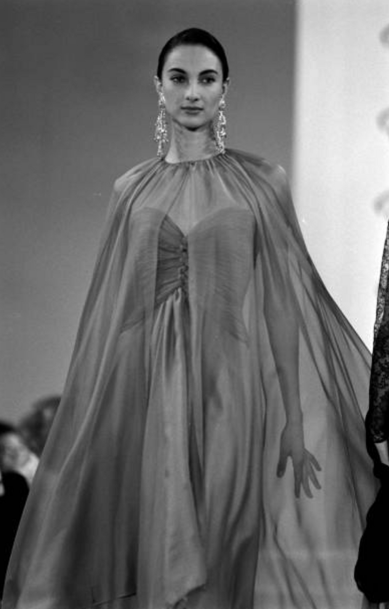 Spring 1990 Oscar de la Renta Ice Blue Silk Chiffon Dress & Cape Shrimpton Couture Spring 1990 Oscar de la Renta Ice Blue Silk Chiffon Dress & Cape Shrimpton Couture