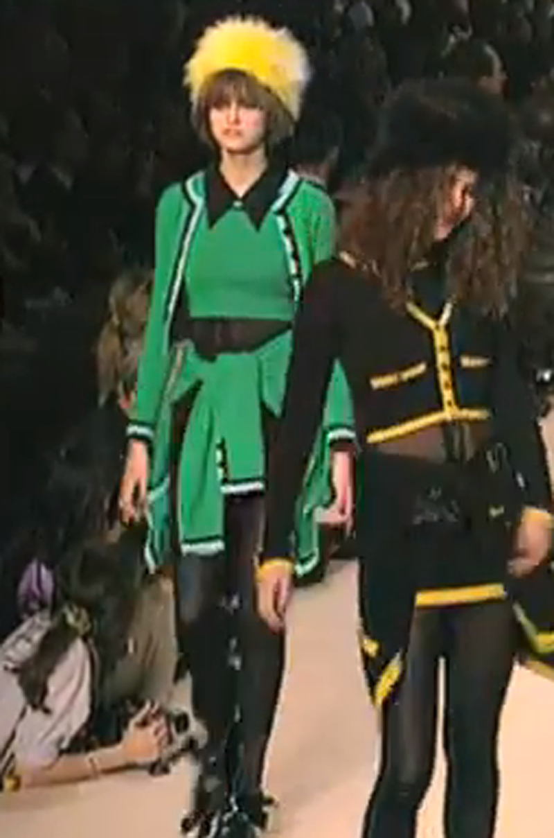 A/W 1994 Runway Green Cashmere Chanel Twinset