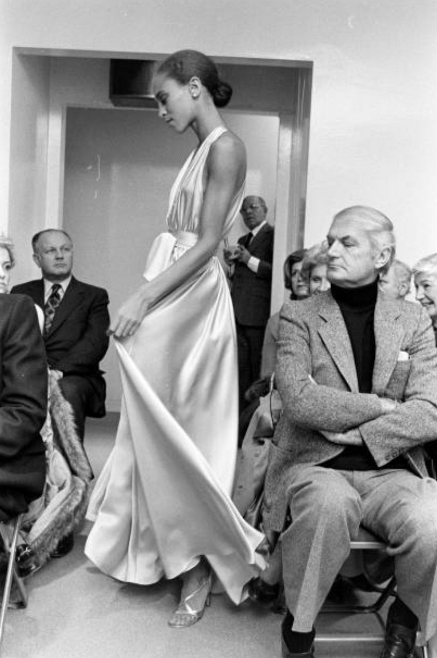 Faboulous 1970s Halston Ivory Jersey Dress W Plunged Front Full