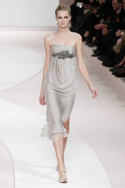 Pretty Spring 2009 Valentino Runway Strapless Dotted Silk w Front Deta ...