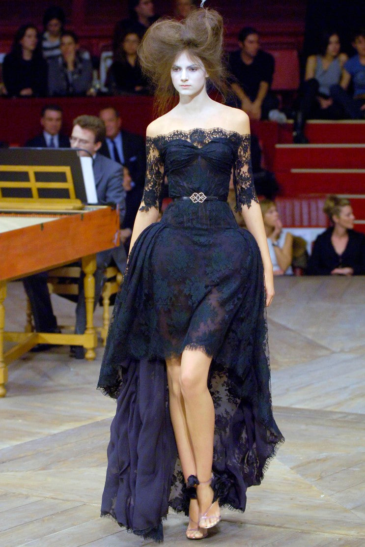 Incredible 2012 Alexander McQueen Ivory Lace Corseted Wedding Dress w High Front and Trained Back