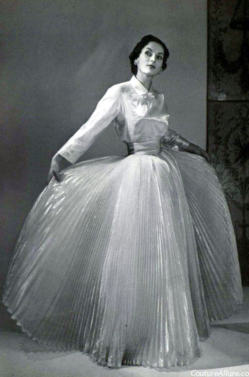 1950s haute couture - Blue 17 Vintage Clothing