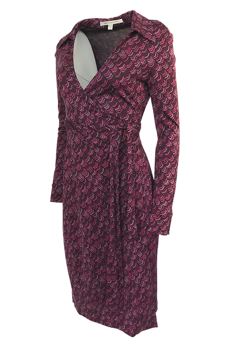 Early 2000s Diane von Furstenburg Purple Print Silk Jersey Wrap Dress