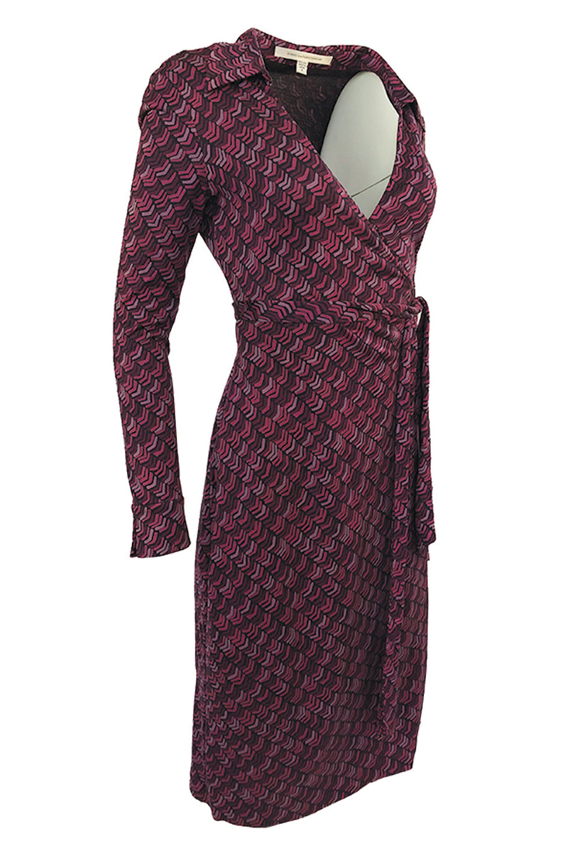 Early 2000s Diane von Furstenburg Purple Print Silk Jersey Wrap Dress Shrimpton Couture Early 2000s Diane von Furstenburg Purple Print Silk Jersey Wrap Dress Shrimpton Couture