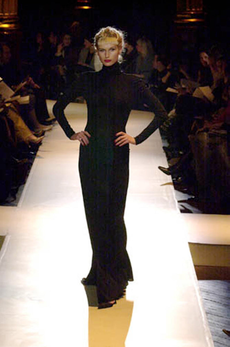 Fashion's Haughtiest Genre “Slow Fashion” Jean Louis Scherrer Haute Couture  Spring 2002 Runway Original Available @lilyetcie DM or Email…