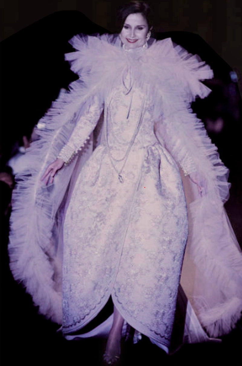Fall 1994 Nina Ricci Haute Couture Metallic Cord Detailed Lace & Pink Silk Dress